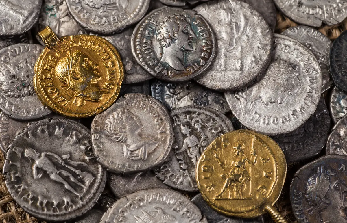 historia del dinero